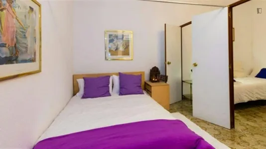 Rooms in Barcelona Ciutat Vella - photo 4