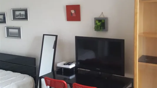 Apartments in Paris 16éme arrondissement (North) - photo 8