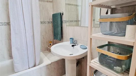 Rooms in Santander - photo 10