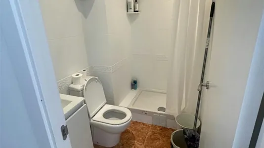 Rooms in Barcelona Sant Martí - photo 9