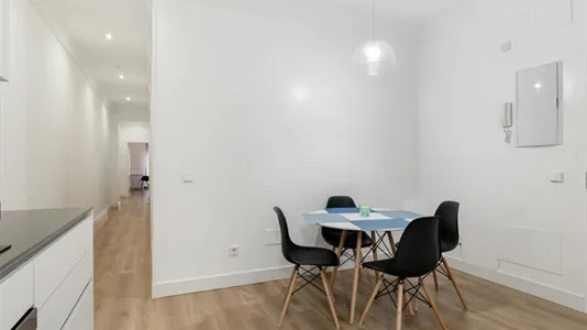 Rooms in Madrid Chamberí - photo 5