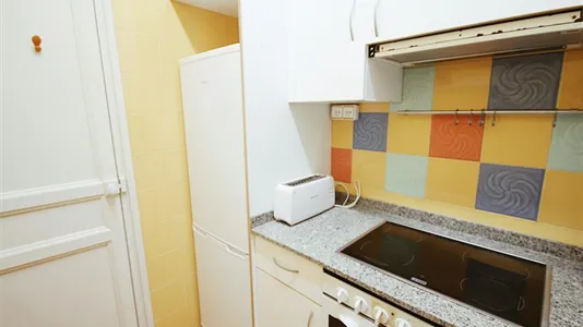 Rooms in Barcelona Eixample - photo 9