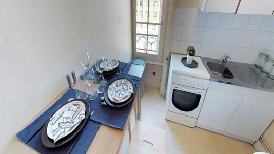 Rooms in Lyon - photo 9