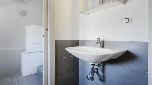 Rooms in Roma Municipio VI – Roma Delle Torri - photo 10