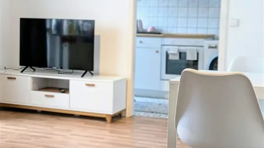 Apartments in Berlin Neukölln - photo 4