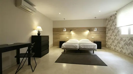 Apartments in Madrid Centro - photo 5