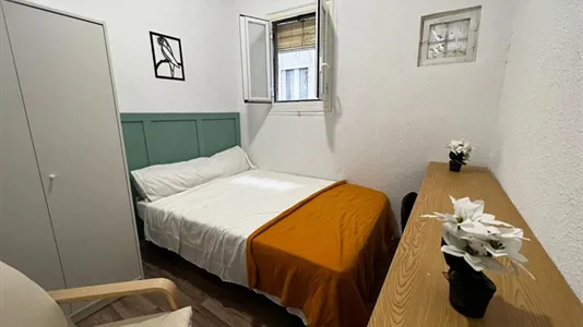 Rooms in Madrid Centro - photo 1