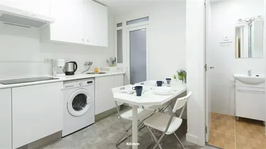 Rooms in Madrid Chamartín - photo 6