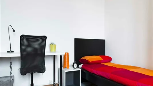 Rooms in Milano Zona 5 - Vigentino, Chiaravalle, Gratosoglio - photo 3