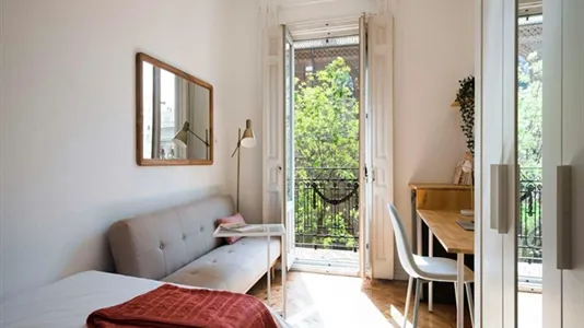 Rooms in Madrid Chamberí - photo 7