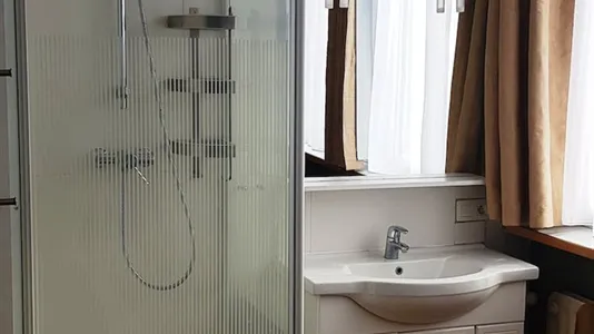 Rooms in Brussels Schaarbeek - photo 9