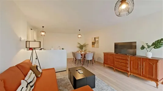 Apartments in Brussels Schaarbeek - photo 1