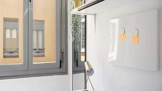 Rooms in Madrid Centro - photo 6