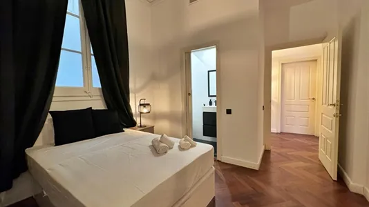 Rooms in Barcelona Eixample - photo 4