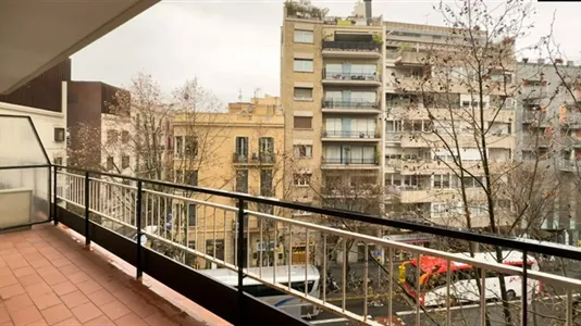 Rooms in Barcelona Eixample - photo 10