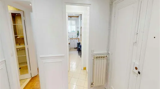 Rooms in Paris 17ème arrondissement - photo 9