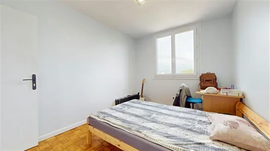 Rooms in Grenoble - photo 2