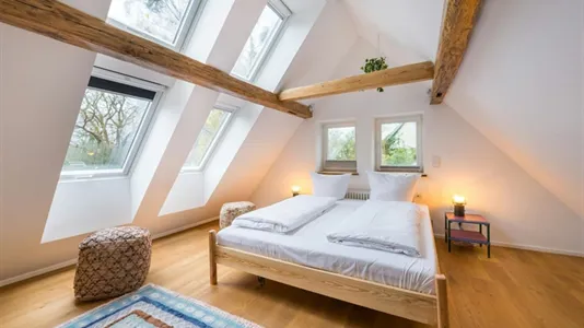 Apartments in Berlin Steglitz-Zehlendorf - photo 7