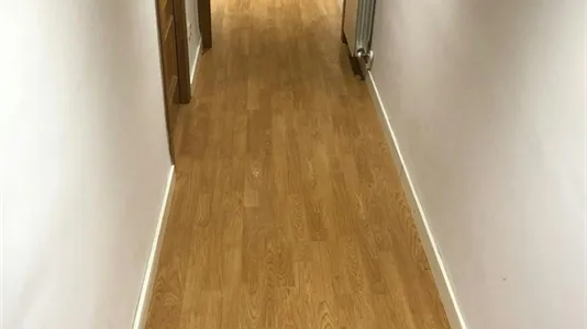 Rooms in Barcelona Eixample - photo 10