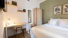 Room for rent, Barcelona Eixample, Barcelona, &lt;span class=&quot;blurred street&quot; onclick=&quot;ProcessAdRequest(13275064)&quot;&gt;&lt;span class=&quot;hint&quot;&gt;See streetname&lt;/span&gt;[xxxxxxxxxxxxx]&lt;/span&gt;