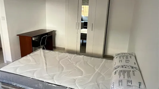 Rooms in Dos Hermanas - photo 9