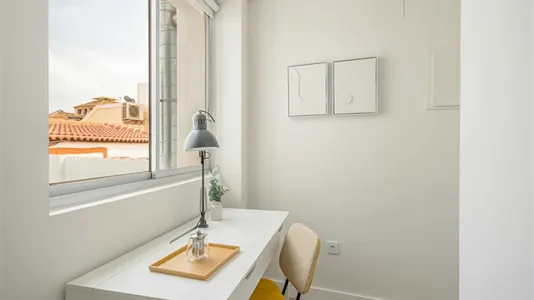 Rooms in Málaga - photo 6