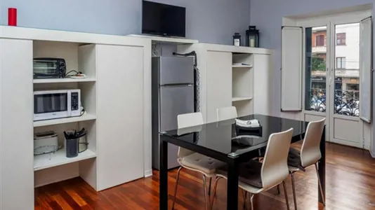 Apartments in Milano Zona 8 - Fiera, Gallaratese, Quarto Oggiaro - photo 2