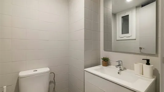 Rooms in Barcelona Eixample - photo 4