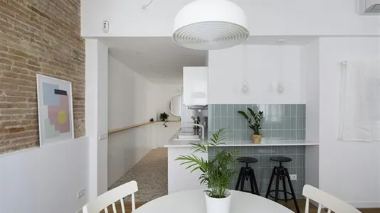 Apartments in Barcelona Ciutat Vella - photo 4