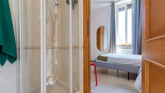 Rooms in Roma Municipio XII – Monte Verde - photo 8