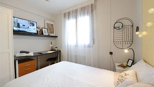 Rooms in Bilbao - photo 4