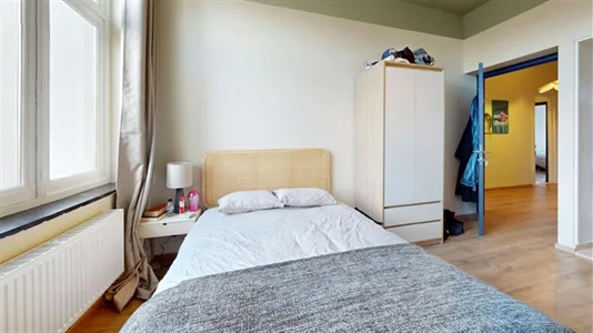 Rooms in Brussels Sint-Gillis - photo 2