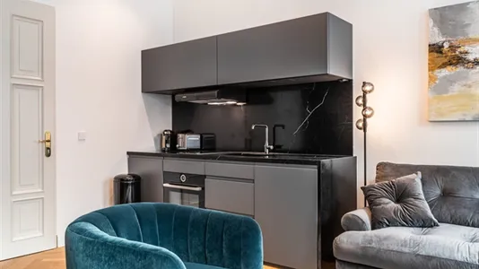 Apartments in Berlin Mitte - photo 4