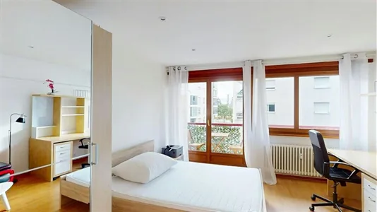 Rooms in Saint-Julien-en-Genevois - photo 4