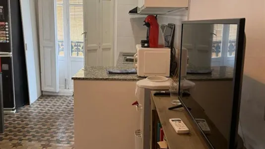 Apartments in Valencia Extramurs - photo 2