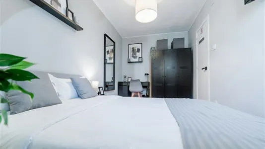 Rooms in Barcelona Sant Martí - photo 5