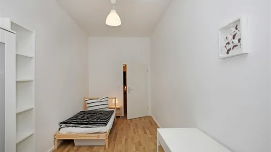 Rooms in Berlin Charlottenburg-Wilmersdorf - photo 2