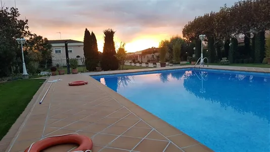 Rooms in Castellanos de Villiquera - photo 7