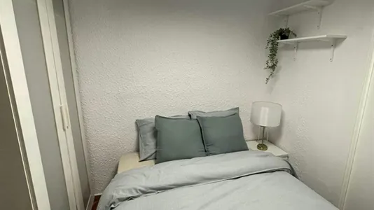 Rooms in Manises - photo 4