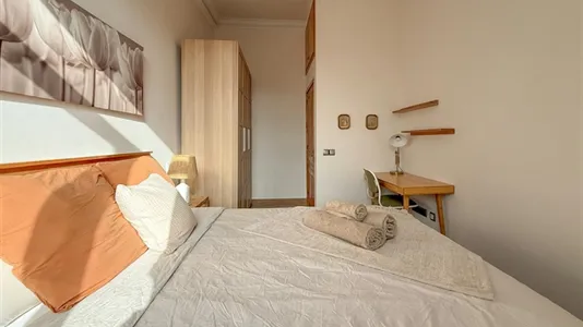 Rooms in Barcelona Eixample - photo 6