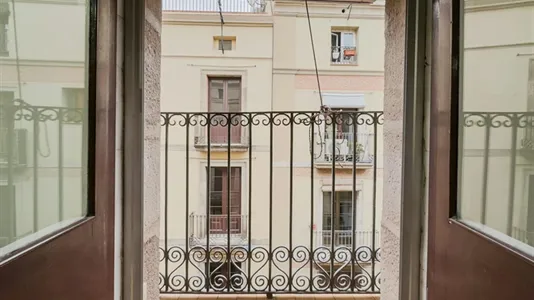 Apartments in Barcelona Ciutat Vella - photo 8