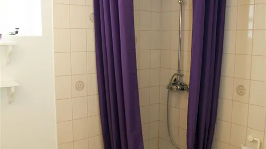 Rooms in Reykjavík Hlíðar - photo 2