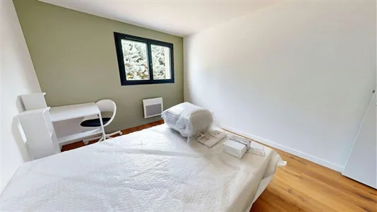 Rooms in Lyon - photo 2