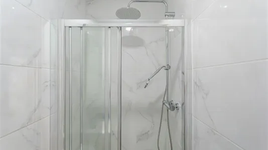 Rooms in Seixal - photo 10