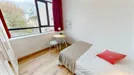 Room for rent, Nanterre, Île-de-France, &lt;span class=&quot;blurred street&quot; onclick=&quot;ProcessAdRequest(8821785)&quot;&gt;&lt;span class=&quot;hint&quot;&gt;See streetname&lt;/span&gt;[xxxxxxxxxxxxx]&lt;/span&gt;