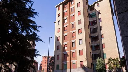 Room for rent in Milano Zona 6 - Barona, Lorenteggio, Milan