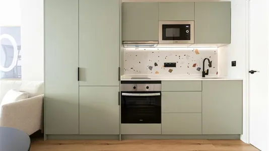 Rooms in Barcelona Sant Martí - photo 8