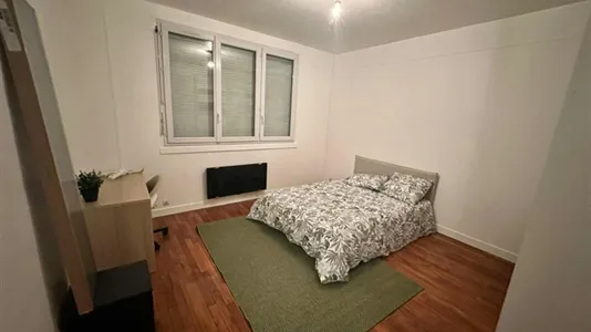 Houses in L'Haÿ-les-Roses - photo 1