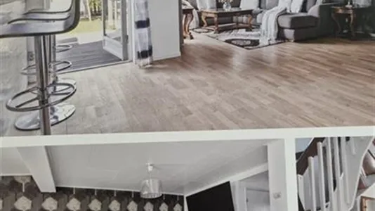 Houses in Södertälje - photo 9