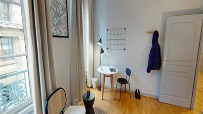 Room for rent in Lyon, Auvergne-Rhône-Alpes Room for rent in Lyon, Auvergne-Rhône-Alpes